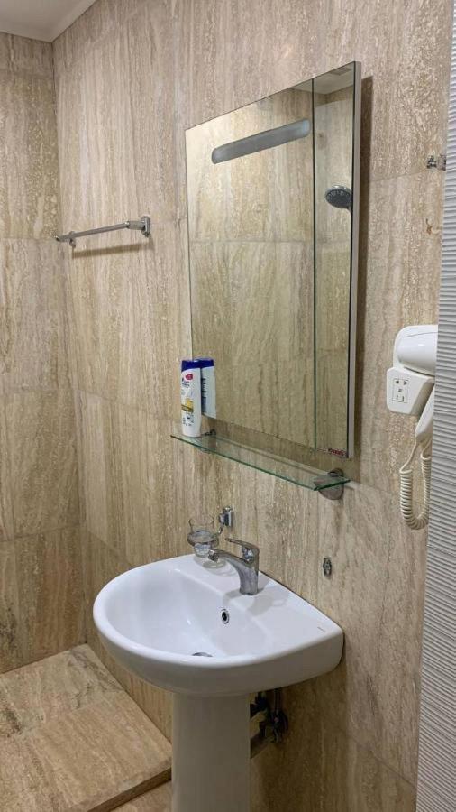 Batymi Lux Appartement Batoemi Buitenkant foto